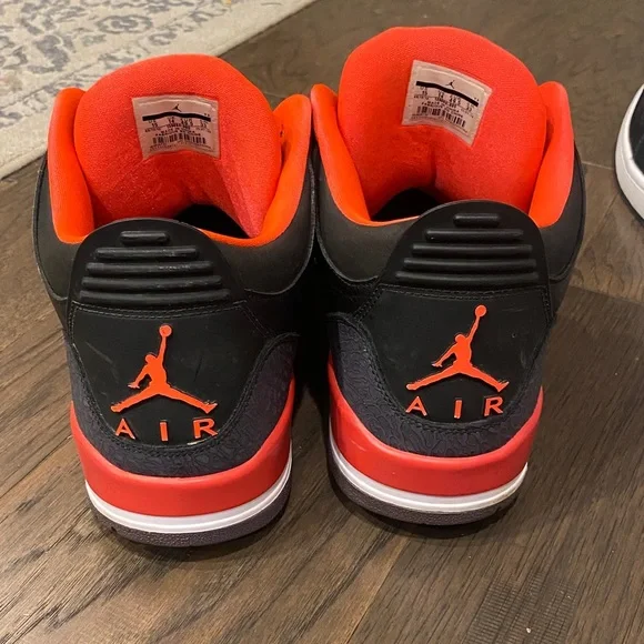 Jordan Men's Sneakers in Black and Orange - Picture 2 of 6